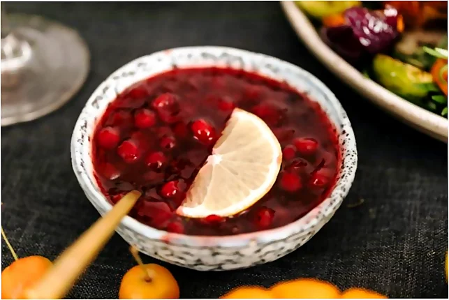 cocinar frutas rojas en otoño