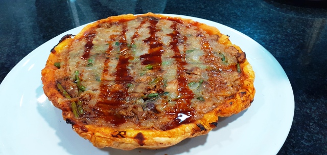 Tatin de alcachofas, espárragos y panceta