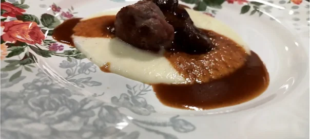 Jabali con ciruelas. Cursos de cocina para principiantes