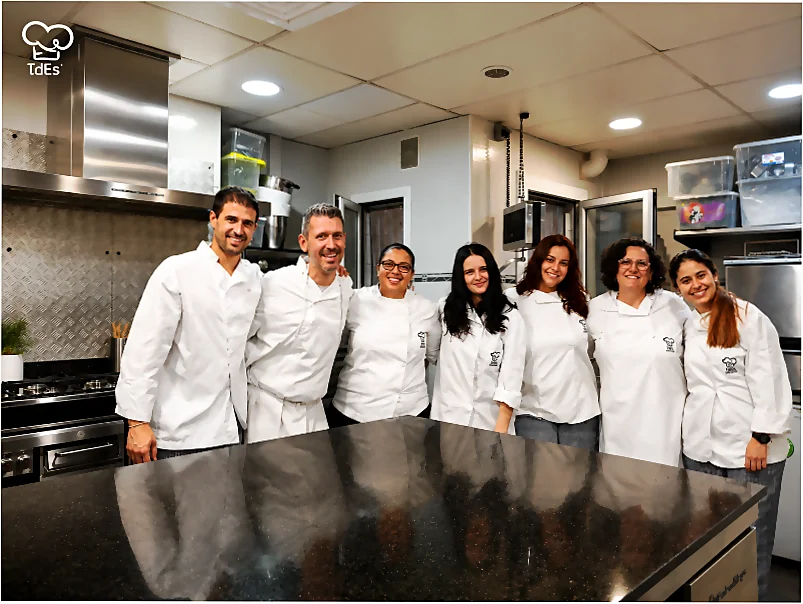 Alumnos de la Escuela TdEs Barcelona. Cursos profesionales de cocina y pastelería