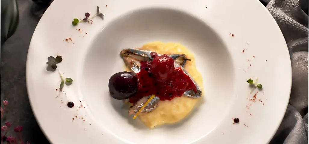Boquerones en vinagre con frutas rojas Cursos de cocina para principiantes